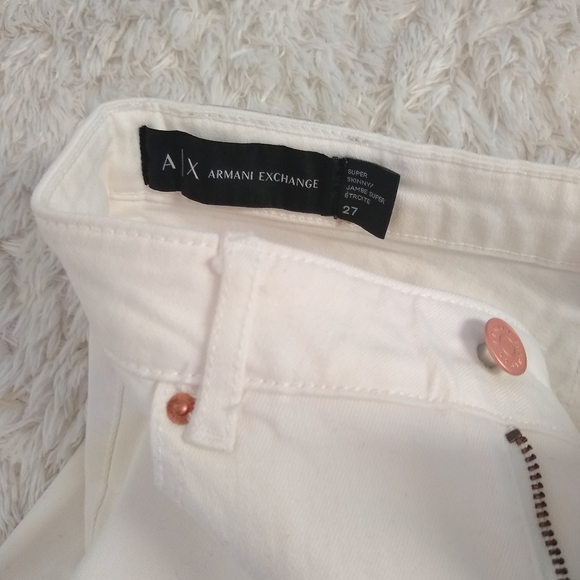 ARMANI EXCHANGE WOMEN WHITE RIPPED SKINNY JEANS - Picture 3 of 5